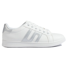 Zapatillas de mujer blancas y plateadas. blanco