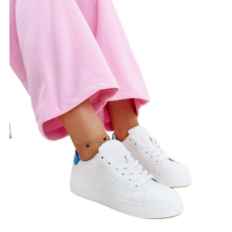Zapatillas Akila blancas y azules blanco Zapatillas Akila blancas y azules blanco