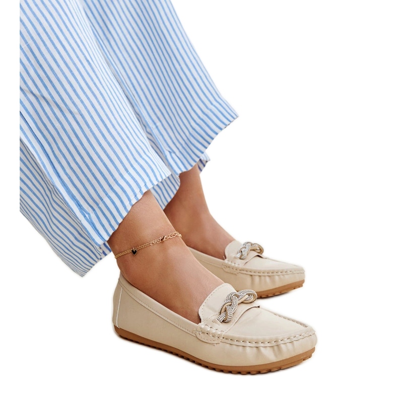 Mocasines beige decorados con pedrería Adiba Mocasines beige decorados con pedrería Adiba
