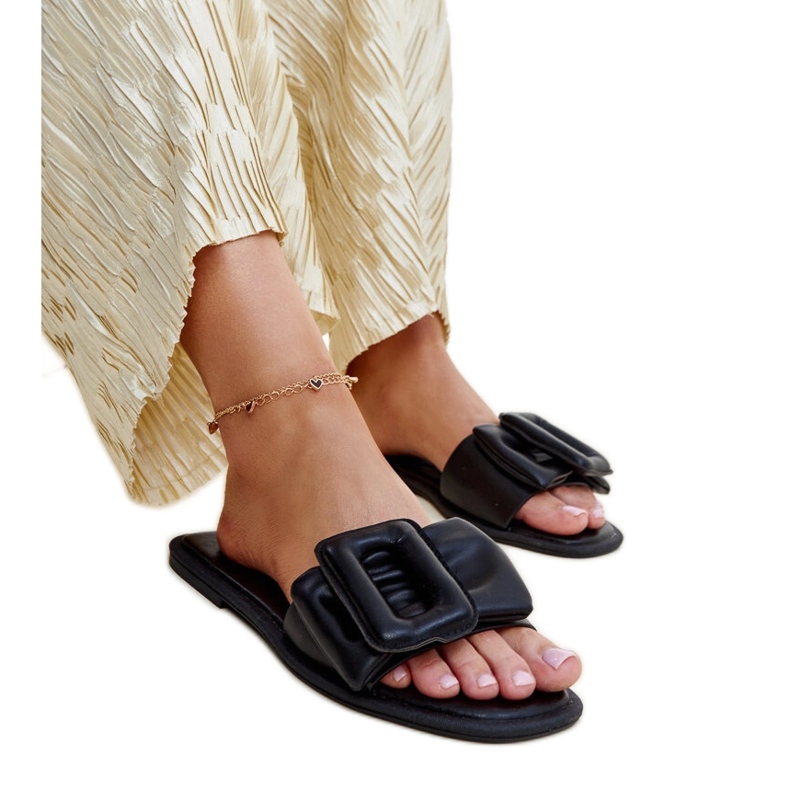Chanclas negras con hebilla Ganema negro