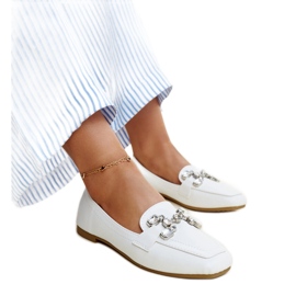 Mocasines blancos con hebilla Mali de circonitas