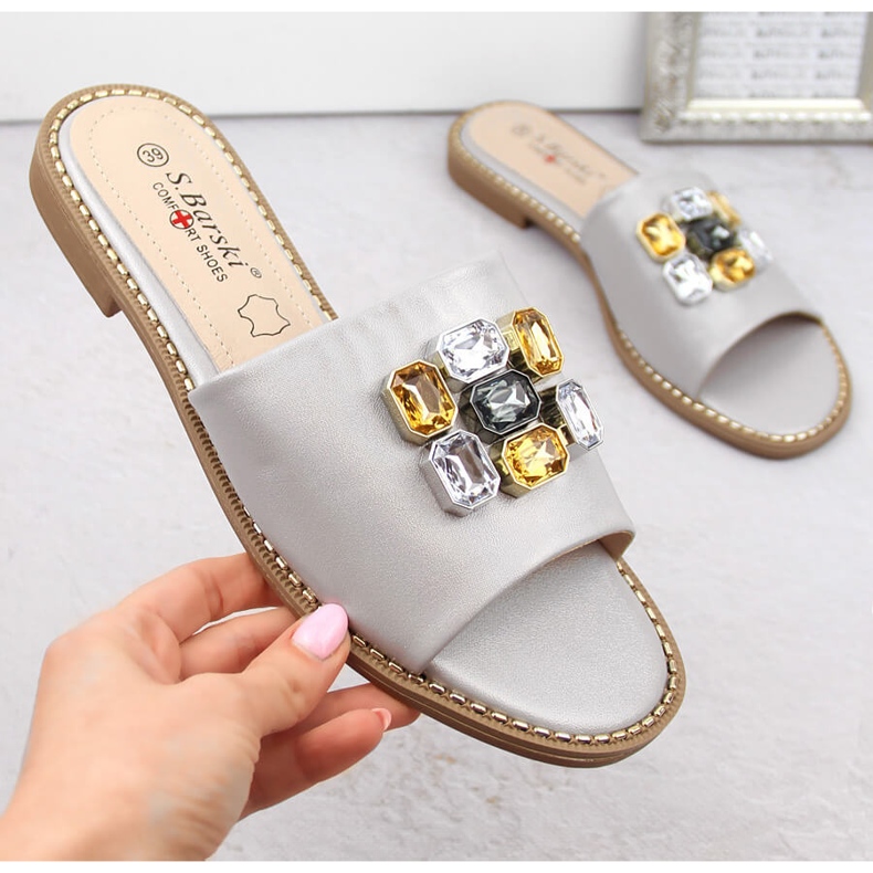 Babuchas de mujer cómodas plateadas con circonitas S.Barski 031 plata Babuchas de mujer cómodas plateadas con circonitas S.Barski 031 plata