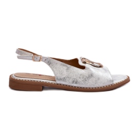 Sandalias de mujer elegantes con decoración dorada en tacones planos, plateado S.Barski KV27-053 plata