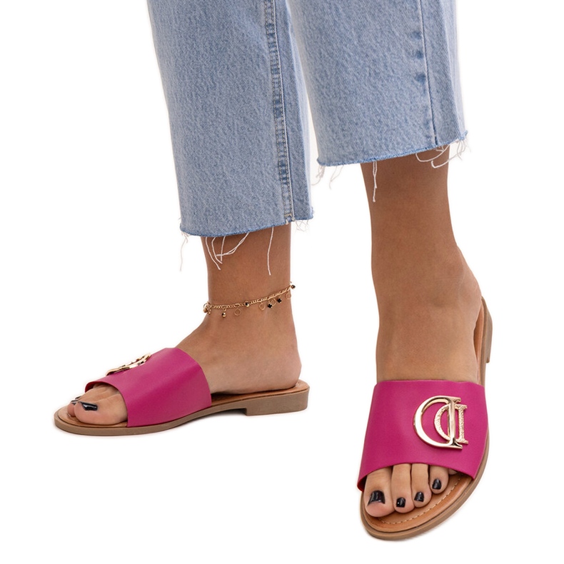 Chanclas rosa oscuro con hebilla de Almeita rosado Chanclas rosa oscuro con hebilla de Almeita rosado