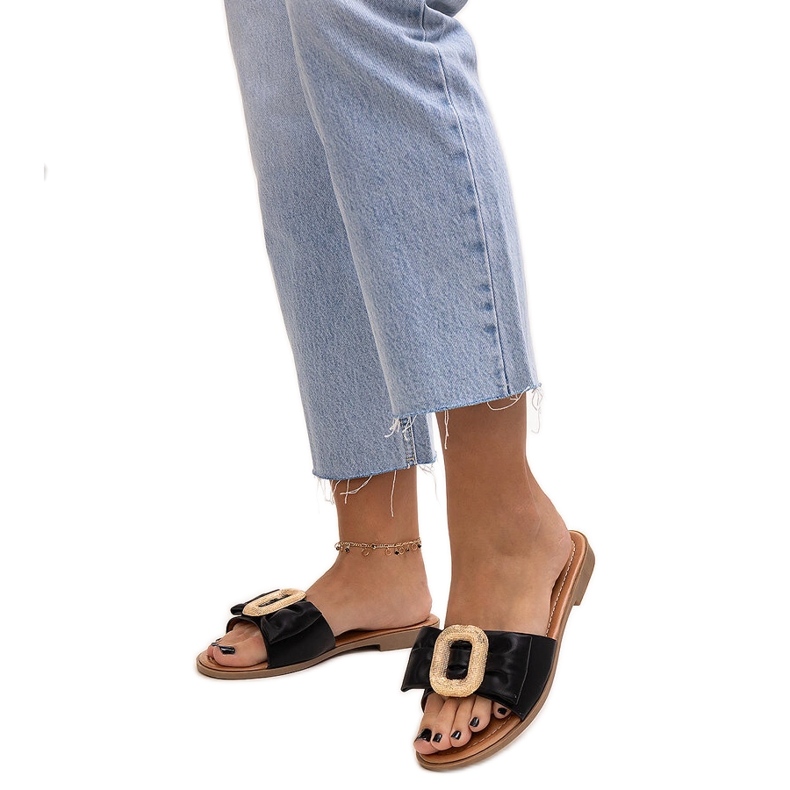 Chanclas negras con hebilla Limera negro Chanclas negras con hebilla Limera negro