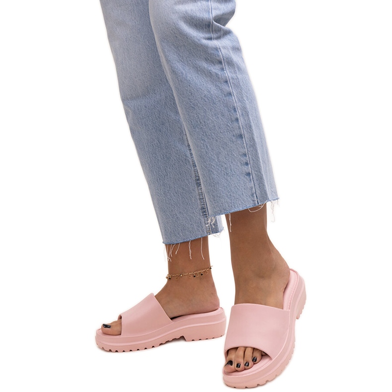 Chanclas rosas con suela gruesa de Soiza rosado
