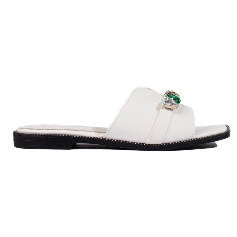 Chanclas de mujer blancas con piedras. blanco
