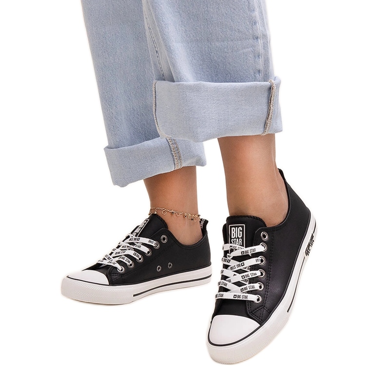 Deportivas negras de piel ecológica Big Star KK274096 negro