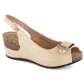 Sandalias cuña mujer cómodas beige eVento 6230