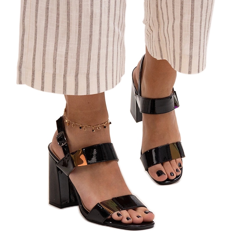 Sandalias Shadan charol negro tacón alto Sandalias Shadan charol negro tacón alto