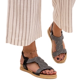 Sandalias negras decoradas con circonitas Gairsa negro