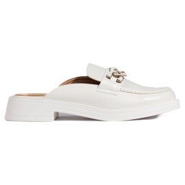 Mules blancos con plataforma completa