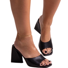 Chanclas tacón Mirella negro