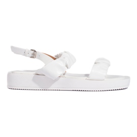Sandalias blancas con plataforma blanco