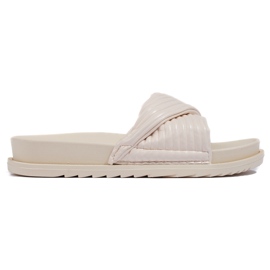 Chanclas planas de mujer beige claro