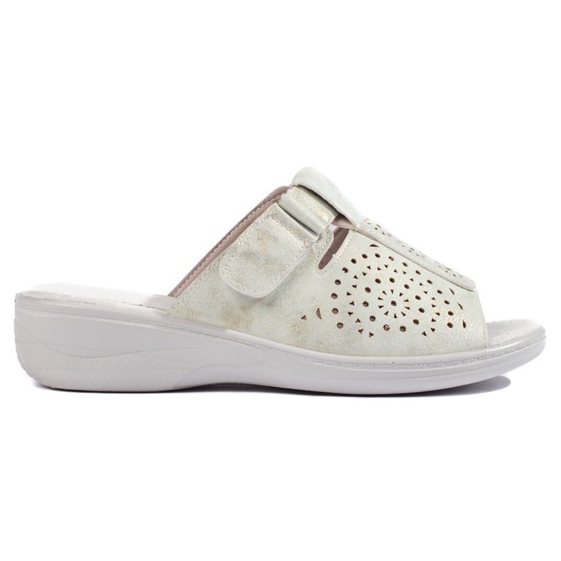Chanclas de mujer caladas con cómoda cuña gris