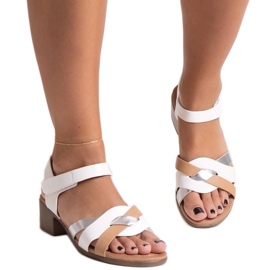 Sandalias de tacón bajo blancas de Rudaina blanco