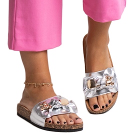 Chanclas plateadas con lazo y osito Segan plata Chanclas plateadas con lazo y osito Segan plata
