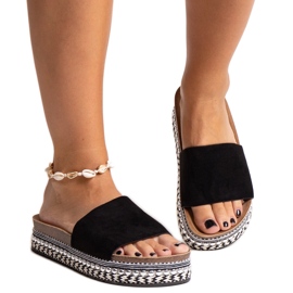 Chanclas negras con suela decorativa Jaśmina negro