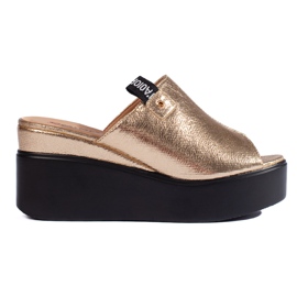 Sandalias cuña doradas dorado