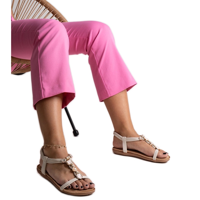 Sandalias beige con piedras Degnia