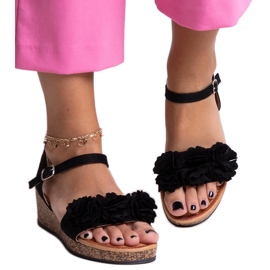 Sandalias cuña negras flores Meaza negro