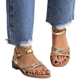 Sandalias de tacón doradas con circonitas Elanoria dorado