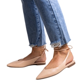 Bailarinas atadas en ecopiel Batra beige