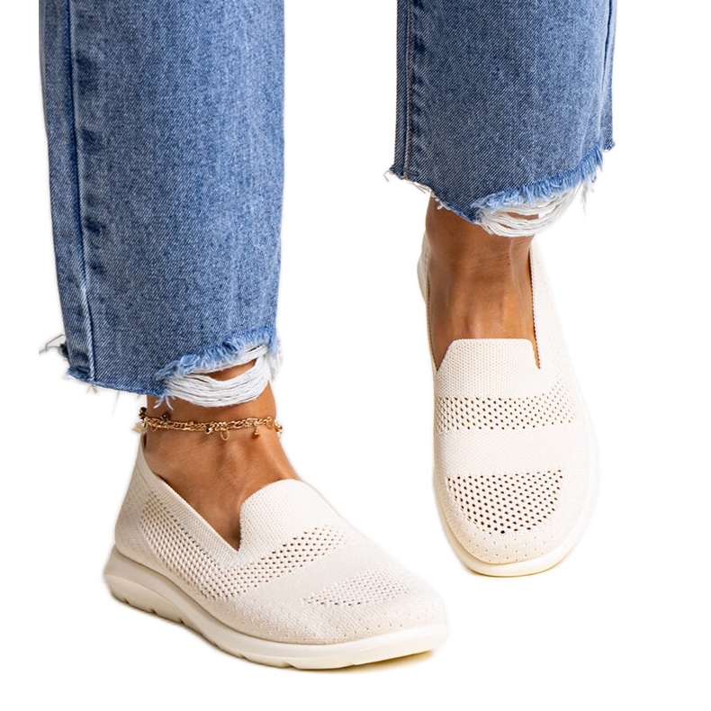Zapatillas beige con suela de espuma de Rahima