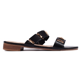 Chanclas de mujer negras con suela plana. negro