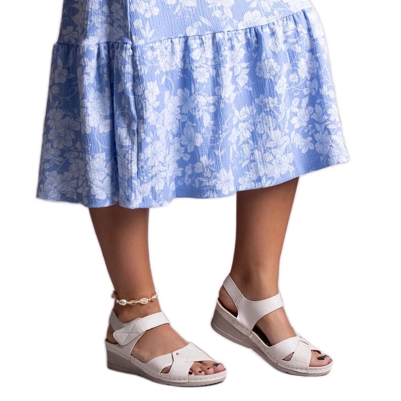 Sandalias cuña baja Kirane beige Sandalias cuña baja Kirane beige