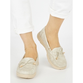 Seastar Mocasines dorados cómodos fabricados en piel ecológica.
