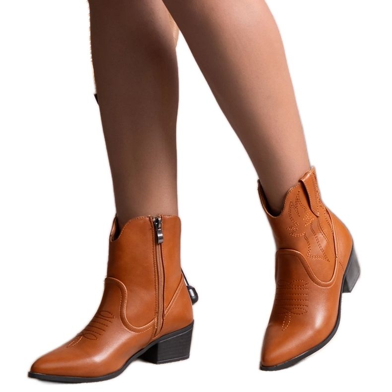 Botas cowboy de tacón alto marrones de Madia marrón