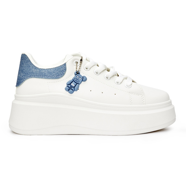 Zapatos de plataforma blancos para mujer. Zapatos de plataforma blancos para mujer.