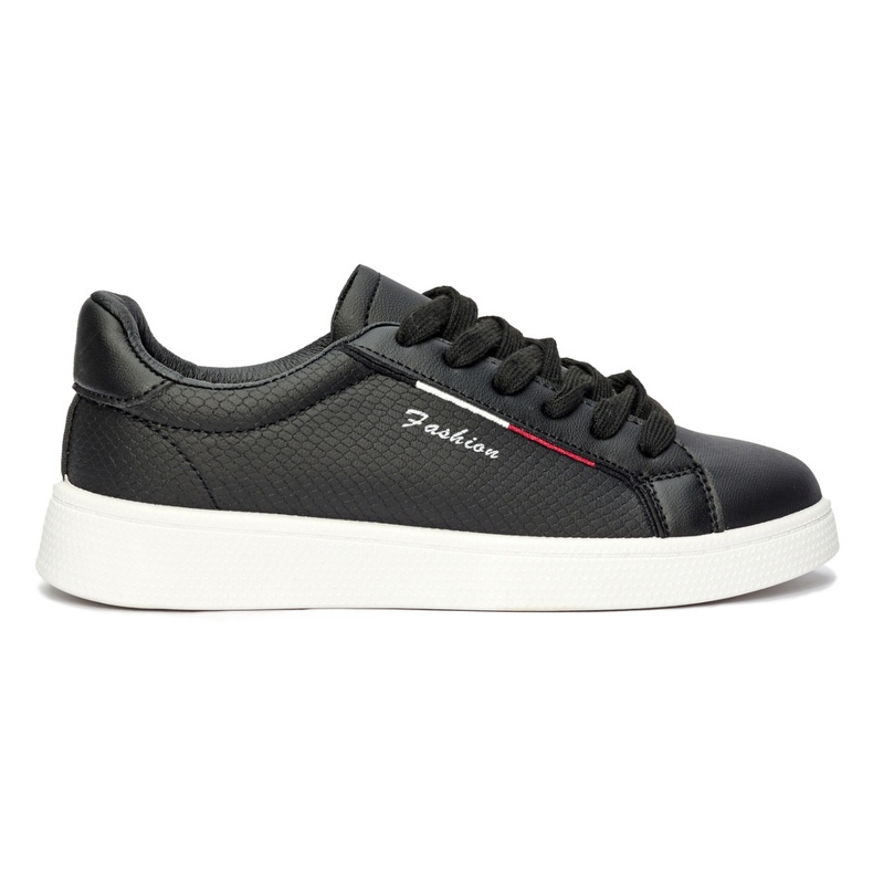 Zapatillas deportivas clásicas negras. negro