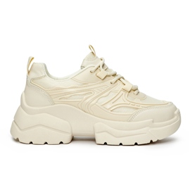 Zapatillas color crema con suela gruesa. beige Zapatillas color crema con suela gruesa. beige