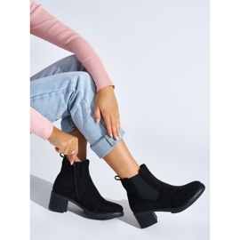 Botines clásicos negros Botines clásicos negros