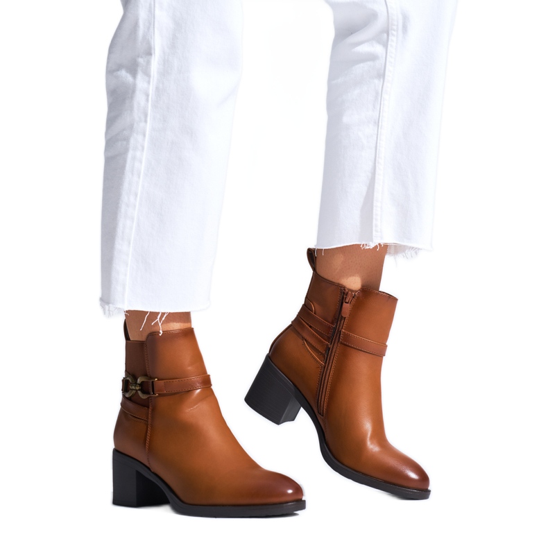 Botines de mujer camel con tacón alto marrón