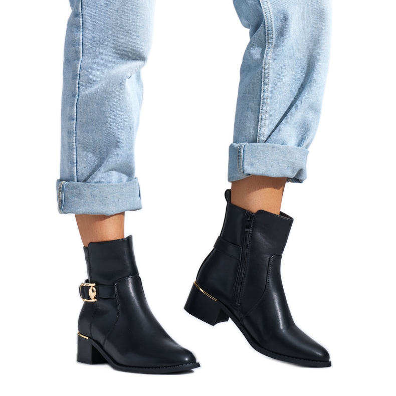 Botines negros elegantes