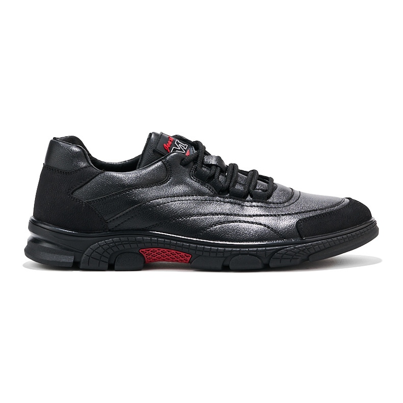 Zapatillas deportivas negras para hombre. negro