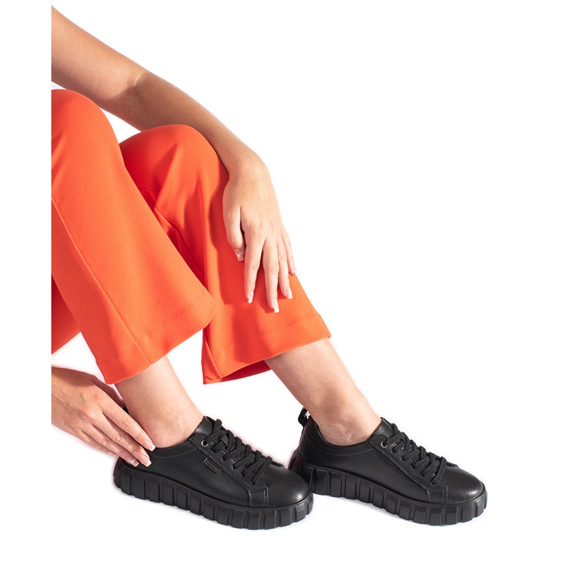 Zapatos de plataforma de cuero negro