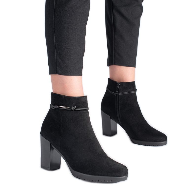 Elegantes botines de ante de Sergio Leone negro