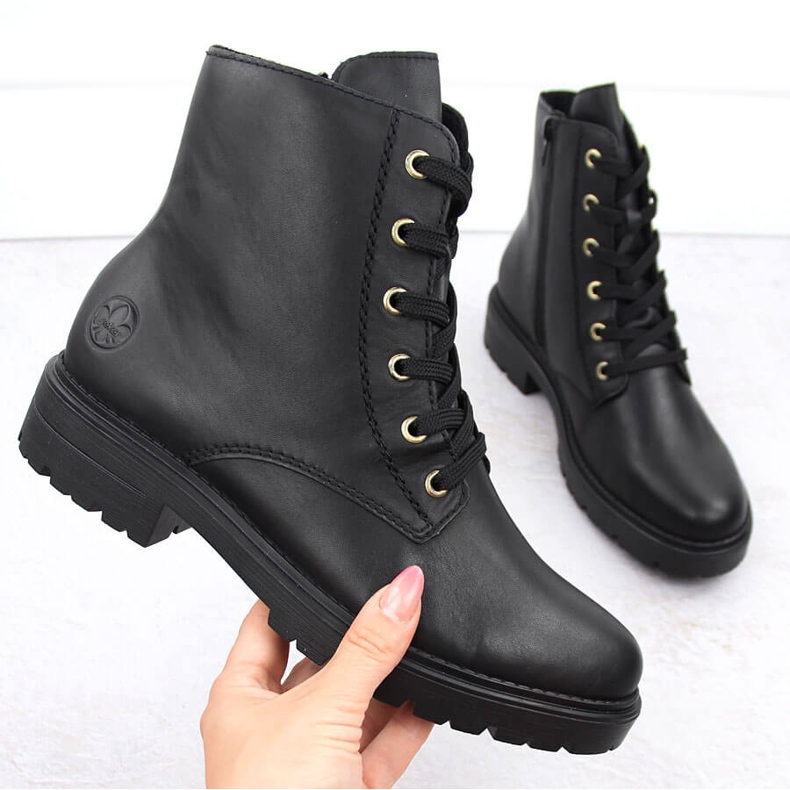 Botas de mujer cómodas de piel con aislamiento negro Rieker Z2841-00 Botas de mujer cómodas de piel con aislamiento negro Rieker Z2841-00