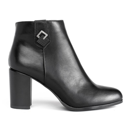 Botines negros de mujer de Sergio Leone