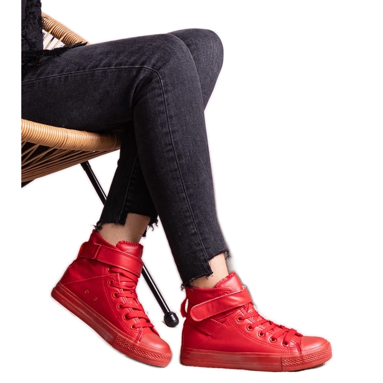 Deportivas altas rojas confeccionadas en ecopiel Bonbonita rojo