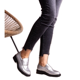 Mocasines Élodie elegantes plateados plata
