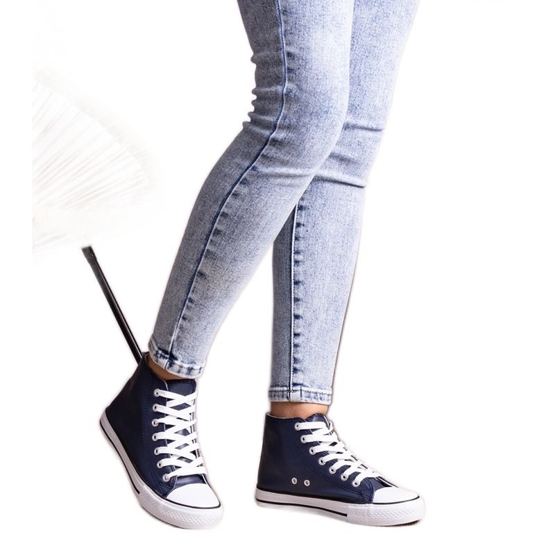 Zapatillas altas azul marino confeccionadas en piel ecológica Boniface