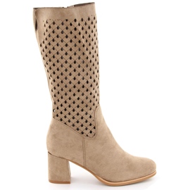 M. DASZYŃSKI Botas de mujer de ante calado, beige M.Daszyński SA156-10B