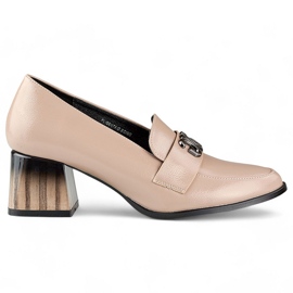 Salón de mujer de charol beige con tacón, zapatos de mujer