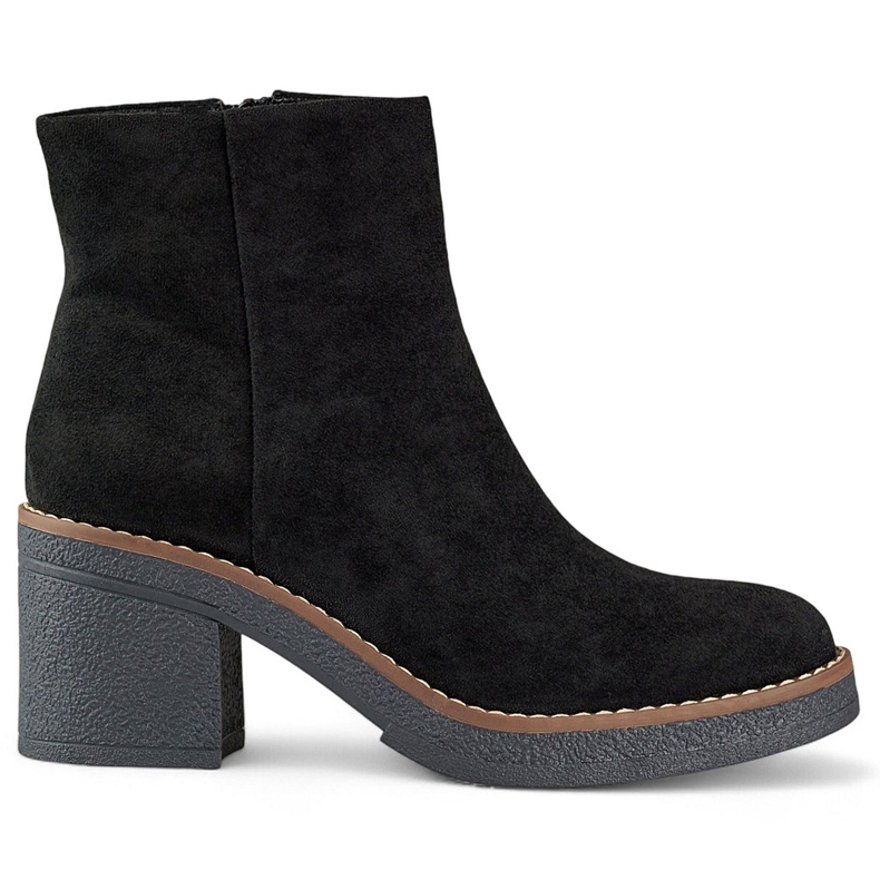 Botines negros clásicos de tacón para mujer.